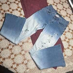 Yagi skinny bell bottom jeans 2 tone denim with floral embroidery size 3 junior
